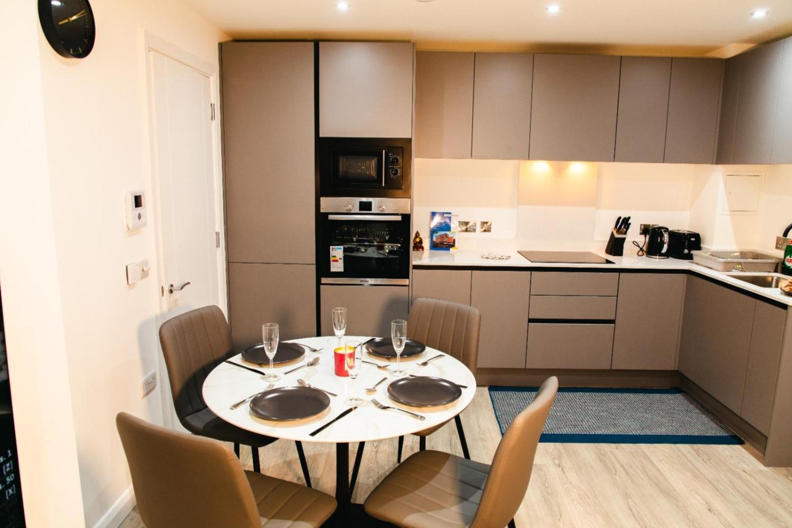 City Centre Luxury Apartment 벨파스트 외부 사진