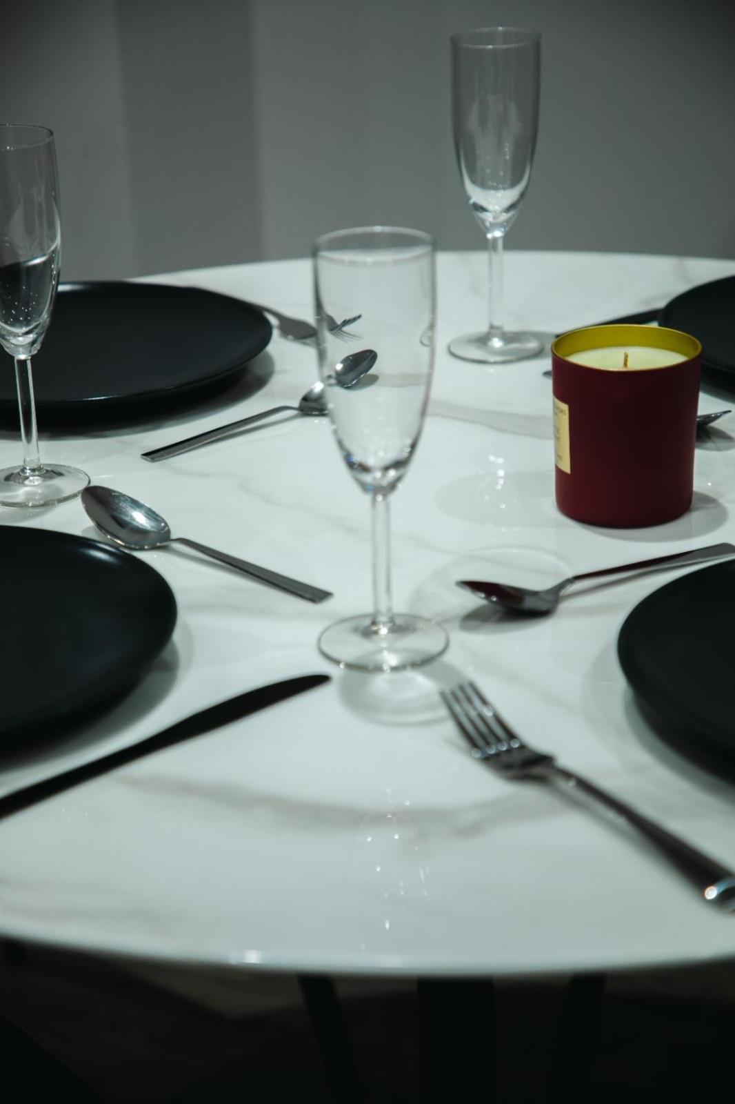 City Centre Luxury Apartment 벨파스트 외부 사진